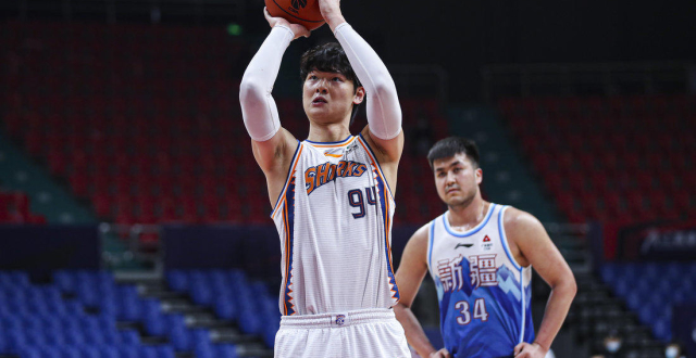 凯尔特人横扫篮网,王哲林统治全场 凯尔特人横扫篮网,王哲林统治全场