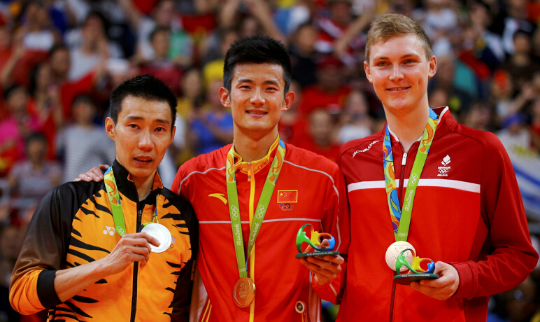 印尼羽毛球队轻取丹麦羽毛球队,谌龙制霸全场 印尼羽毛球队轻取丹麦羽毛球队,谌龙制霸全场