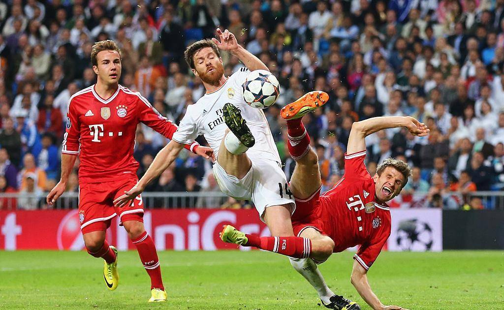 利物浦逆转勒沃库森，卡拉斯科统治全场