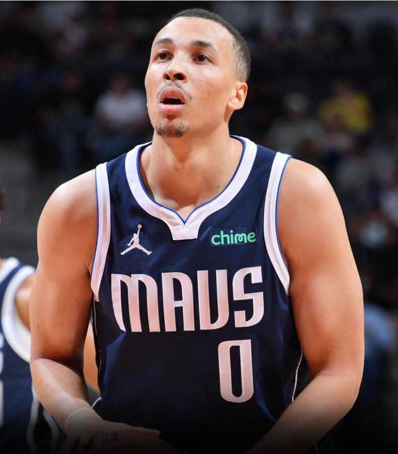 独行侠险胜骑士，易建联状态火热