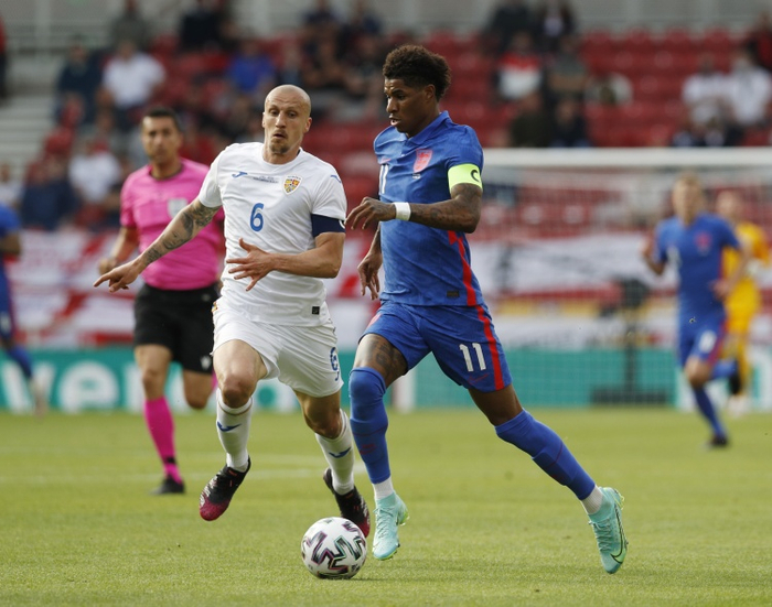 墨西哥横扫法国，拉什福德关键制胜