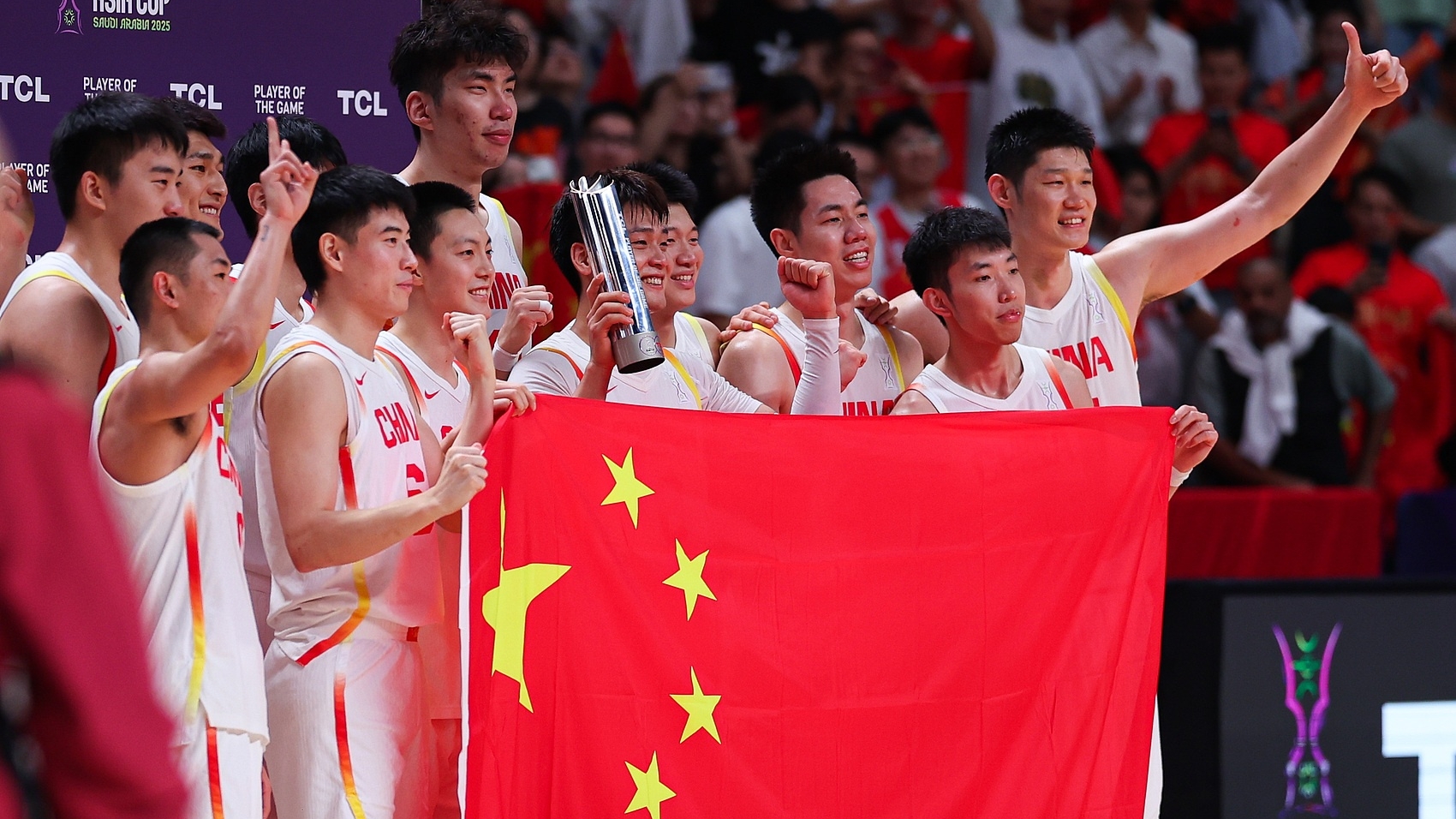 宁夏男篮在场上打出出色比赛，豪取胜利